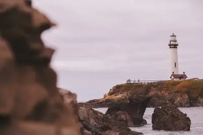 Lighthouses, the quintessential public good